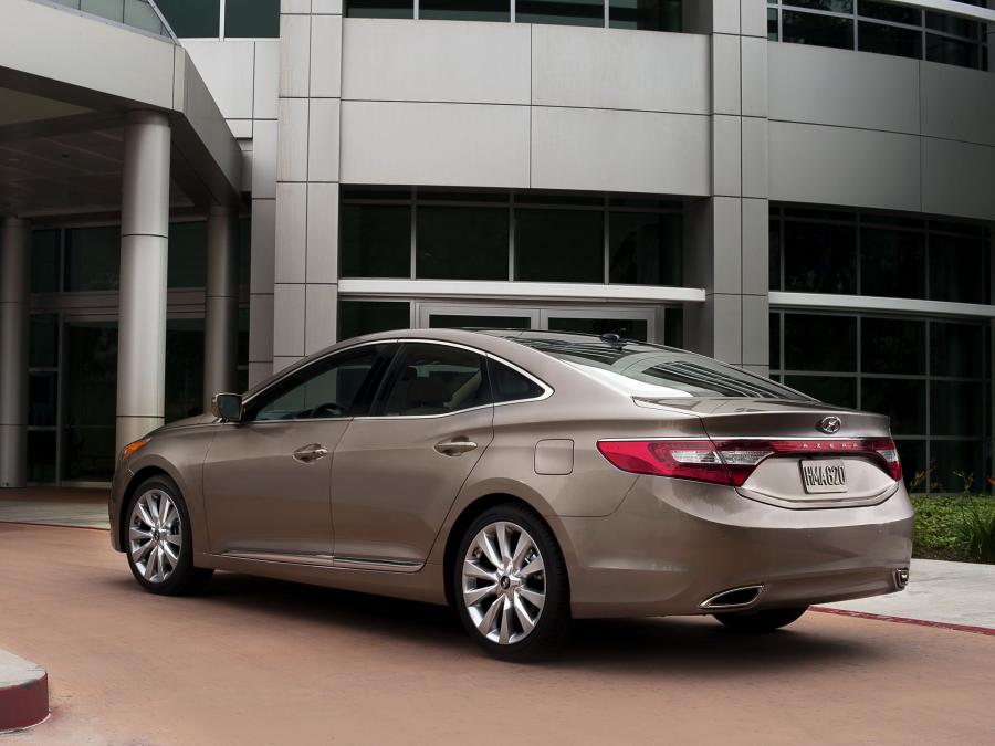  Hyundai Azera 2010 года  (фото 22 из 40)